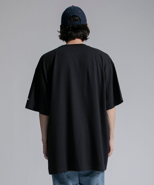 Name.(ネーム)の「STUDIOUS別注 PRINT TEE DOG(Tシャツ/カットソー・メンズ・ホワイト/ブラック・1/2)」の15枚目の写真