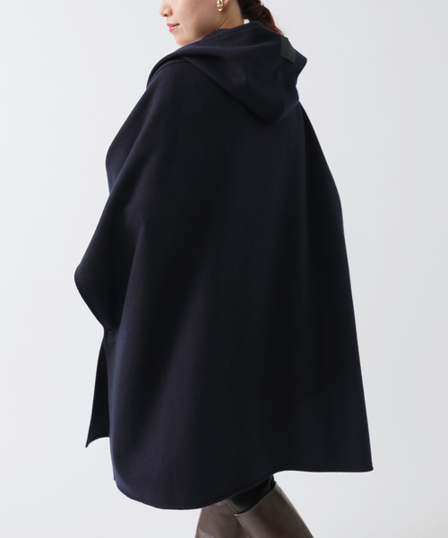 IENA　別注　COGTHEBIGSMOKE　GITTY HOODED CAPE IENA（イエナ）の「【COGTHEBIGSMOKE/コグ ザ ビッグスモーク