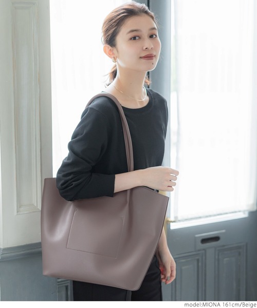 coca（coca）（コカ）の「フェイクレザートートバッグ（トートバッグ・レディース・ブラック/ベージュ・ONE SIZE）」の4枚目の写真