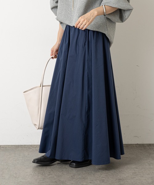 Omekashi（オメカシ）の「フレアロングスカート（スカート・レディース・ブラック/オフホワイト/ブルー/ネイビー/ブラック系その他2・38/36）」の7枚目の写真