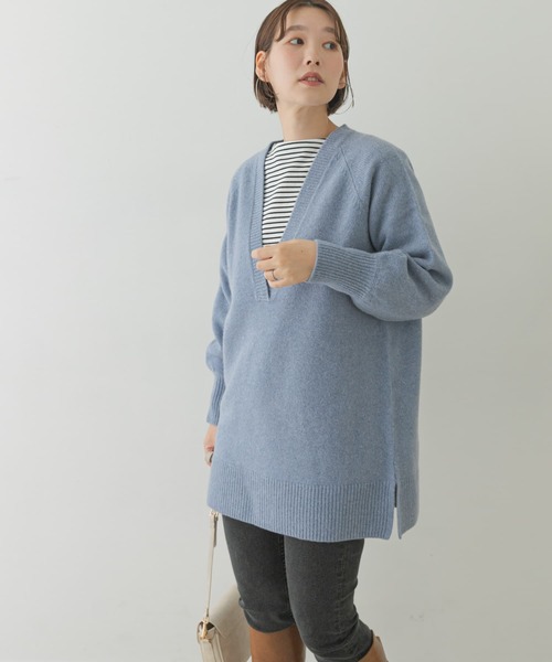 F by ROSSO(エフバイロッソ)の「F by ROSSO ハミルトンラムズウールVネックチュニックニット(ニット/セーター・レディース・ブルー/モカ/イエロー/アイボリー・FREE)」の3枚目の写真