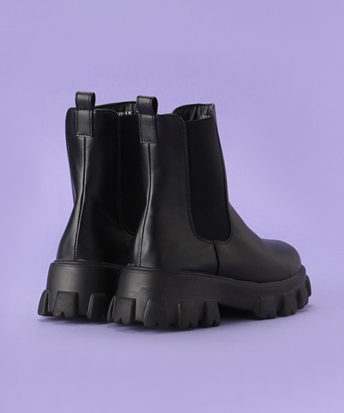 LOVETOXIC（ラブトキシック）の「厚底サイドゴアブーツ（ブーツ・キッズ・オフホワイト/ブラック・S/M/L）」の5枚目の写真