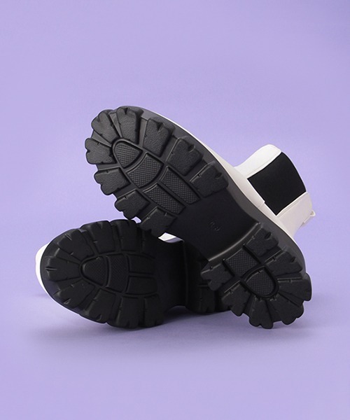 LOVETOXIC（ラブトキシック）の「厚底サイドゴアブーツ（ブーツ・キッズ・オフホワイト/ブラック・S/M/L）」の12枚目の写真