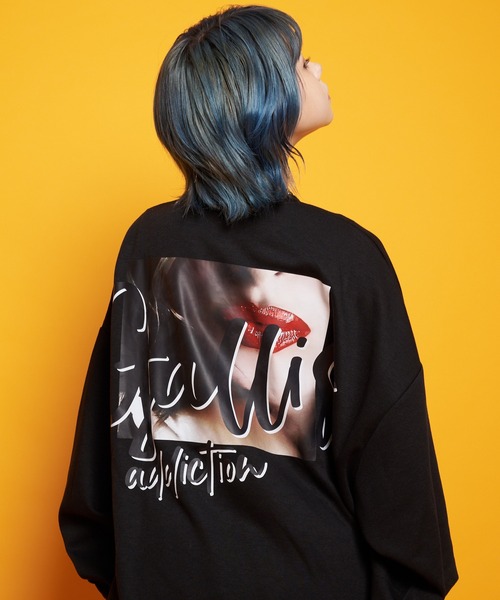 GALLIS ADDICTION(ガリスアディクション)の「GA LIPS-PHOTO CREW(スウェット・メンズ・ホワイト/ブラック・M/L)」の2枚目の写真