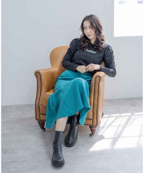 clear（クリア）の「長袖袖ギャザー刺繍カットソー（Tシャツ/カットソー・レディース・オフホワイト/ブラック・F）」の10枚目の写真