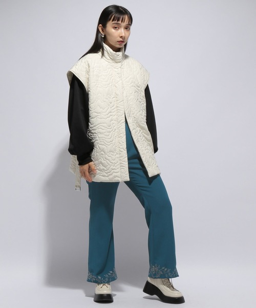 HARE（ハレ）の「スソシシュウフレアパンツ(HARE)（スラックス）」 - WEAR
