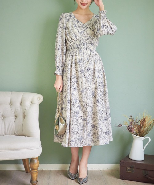 tocco closet（トッコ クローゼット）の「飾りくるみ釦付き