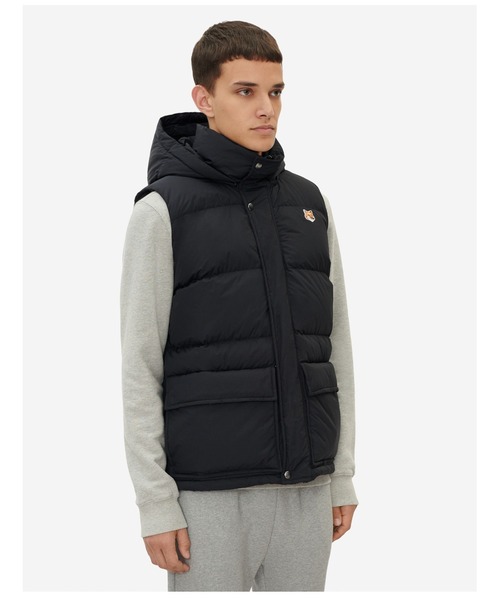 Maison Kitsune（メゾンキツネ）の「CLASSIC PUFFER VEST（ダウン