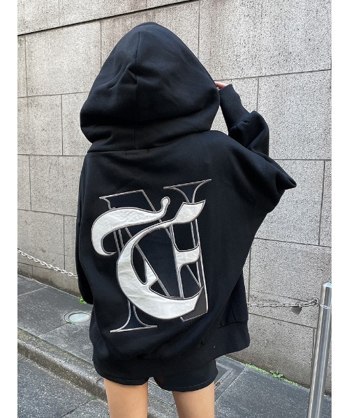 ENVYM（アンビー）の「ビッグロゴＥ ＰＫ（パーカー・レディース・ホワイト/ピンク/ブラック・FREE）」の16枚目の写真