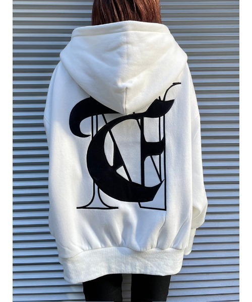 ENVYM（アンビー）の「ビッグロゴＥ ＰＫ（パーカー・レディース・ホワイト/ピンク/ブラック・FREE）」の8枚目の写真