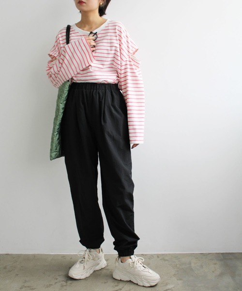 GeeRA（ジーラ）の「ナイロン素材ジョガーパンツ（その他パンツ・レディース・ブルー/ホワイト/ブラック・MEDIUM/SMALL/LARGE）」の19枚目の写真