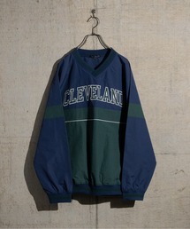 JOHN'S CLOSET | 【13】ワッペン刺繍 ナイロンプルオーバー(その他トップス)