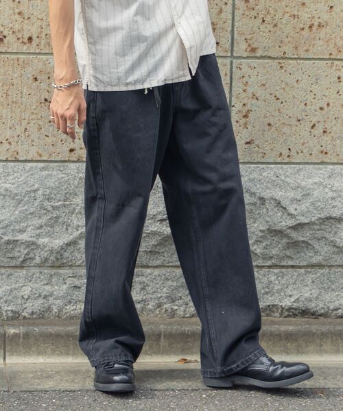 FFEIN(フェイン)の「【FFEIN(フェイン)】ワイドストレートデニムパンツ(デニムパンツ・メンズ・チャコール/サックスブルー/ブラック/ブルー・SMALL/MEDIUM/LARGE)」の12枚目の写真