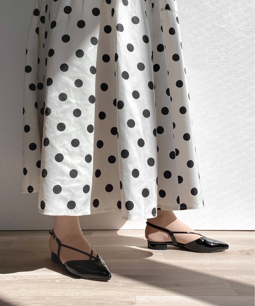 MAMIAN（マミアン）の「クロス&バックストラップ フラットパンプス（パンプス・レディース・ブラック/アニマル/グレイッシュベージュ・LL/S/M/L）」の12枚目の写真