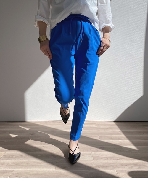 MAMIAN（マミアン）の「クロス&バックストラップ フラットパンプス（パンプス・レディース・ブラック/アニマル/グレイッシュベージュ・LL/S/M/L）」の15枚目の写真