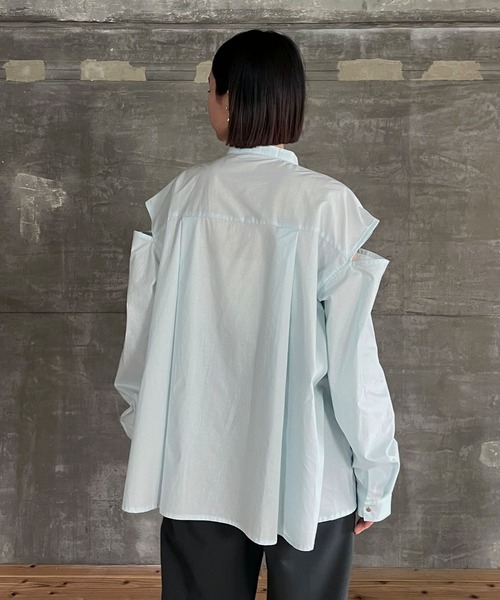 cona（コナ）の「【ZOZO限定】ブロードケープカットアウトシャツ（シャツ/ブラウス・レディース・ブラック/ブルー/ホワイト・FREE）」の16枚目の写真