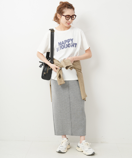 Spick & Span（スピックアンドスパン）の「HAPPY THOUGHTロゴT（Tシャツ/カットソー・レディース・ホワイト/ブラック・FREE）」の17枚目の写真