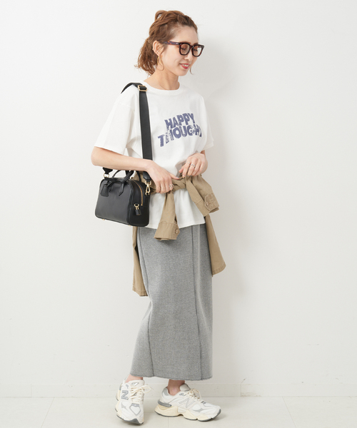 Spick & Span（スピックアンドスパン）の「HAPPY THOUGHTロゴT（Tシャツ/カットソー・レディース・ホワイト/ブラック・FREE）」の18枚目の写真