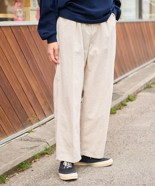 CIAOPANIC TYPY（チャオパニックティピー）の「綿麻デニムタックワイドテーパードパンツ（デニムパンツ・メンズ・アイボリー/ブラック/ネイビー・MEDIUM/LARGE）」の2枚目の写真