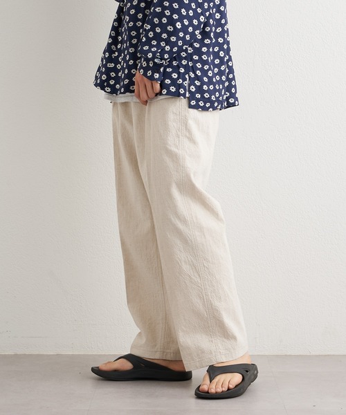 CIAOPANIC TYPY（チャオパニックティピー）の「綿麻デニムタックワイドテーパードパンツ（デニムパンツ・メンズ・アイボリー/ブラック/ネイビー・MEDIUM/LARGE）」の5枚目の写真