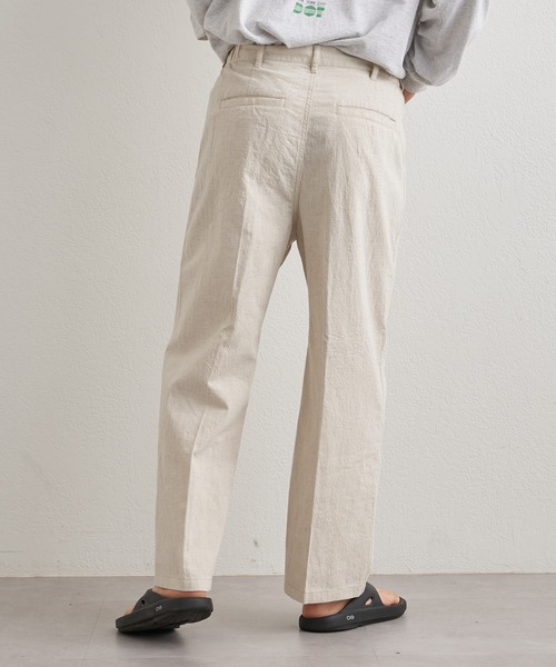 CIAOPANIC TYPY（チャオパニックティピー）の「綿麻デニムタックワイドテーパードパンツ（デニムパンツ・メンズ・アイボリー/ブラック/ネイビー・MEDIUM/LARGE）」の10枚目の写真
