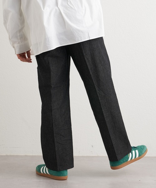 CIAOPANIC TYPY（チャオパニックティピー）の「綿麻デニムタックワイドテーパードパンツ（デニムパンツ・メンズ・アイボリー/ブラック/ネイビー・MEDIUM/LARGE）」の18枚目の写真