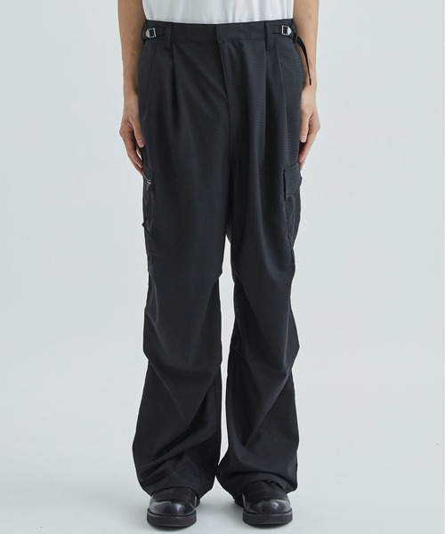 Product Twelve(プロダクトトゥエルブ)の「【Product Twelve / プロダクトトゥエルブ】T/W Dot Air CARGO PANTS(カーゴパンツ・メンズ・ブラック/グレー・2/3)」の18枚目の写真