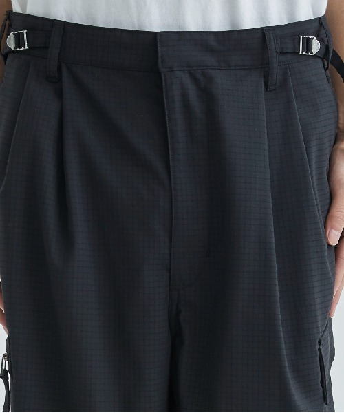 Product Twelve(プロダクトトゥエルブ)の「【Product Twelve / プロダクトトゥエルブ】T/W Dot Air CARGO PANTS(カーゴパンツ・メンズ・ブラック/グレー・2/3)」の3枚目の写真
