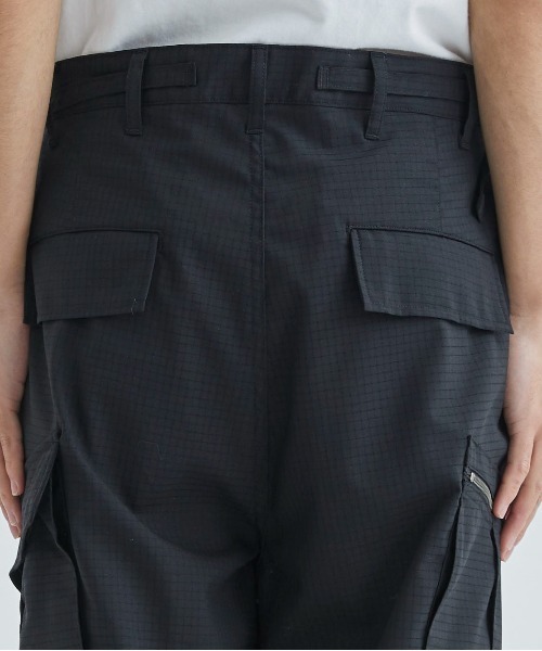 Product Twelve(プロダクトトゥエルブ)の「【Product Twelve / プロダクトトゥエルブ】T/W Dot Air CARGO PANTS(カーゴパンツ・メンズ・ブラック/グレー・2/3)」の12枚目の写真