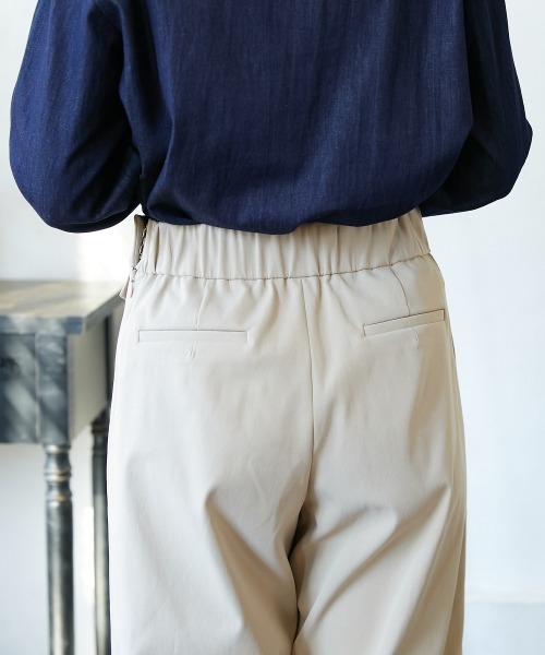 Le temps riche（ルタンリッシュ）の「チェーン使い金ボタンマリンパンツ　＜Le temps riche＞（スラックス・レディース・ベージュ/ネイビー・M/S/L/LL）」の11枚目の写真
