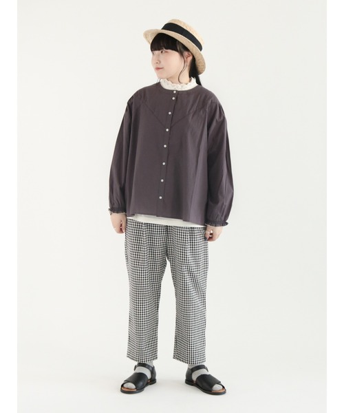 Samansa Mos2(サマンサ モスモス)の「柄アソートレース付V切替ブラウス(シャツ/ブラウス・レディース・ブラック/ブルー/オフホワイト/チャコール・フリ-)」の8枚目の写真