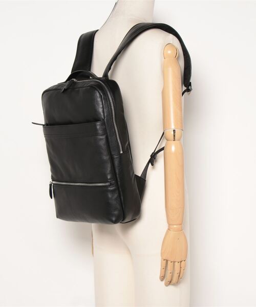 CROWDED CLOSET（クラウデッドクローゼット）の「【JOYA(ジョヤ)】シボ感レザーバックパック（バックパック/リュック・メンズ・ネイビー/ブラック・FREE）」の4枚目の写真
