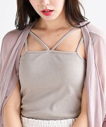 カップ付きキャミソール