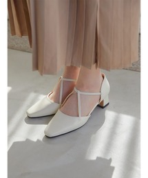 cross strap pumps