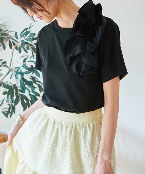 M y u(ミュー)の「ショルダーフラワーTシャツ(Tシャツ/カットソー・レディース・ホワイト/ブラック・MEDIUM/LARGE)」の20枚目の写真