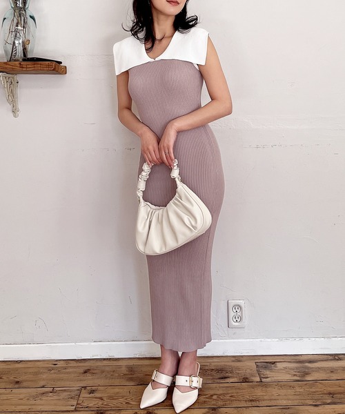 MIIA（ミーア）の「ケープ衿タイトニットワンピース（ワンピース・レディース・ブラック×ホワイト/ベージュ/ブラック・FREE）」の16枚目の写真