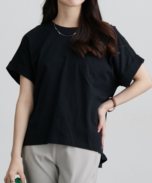 nissen（ニッセン）の「綿１００％　ゆるシルエット胸ポケット付Ｔシャツ（Tシャツ/カットソー・レディース・カーキ/ベージュ/ブラック/ミント/ブルーグレー/オフホワイト/ピンク/モカ/イエロー/ターコイズブルー/スカイブルー・L/LL/M/S）」の3枚目の写真