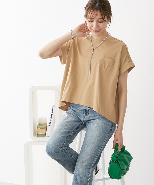 nissen（ニッセン）の「綿１００％　ゆるシルエット胸ポケット付Ｔシャツ（Tシャツ/カットソー・レディース・カーキ/ベージュ/ブラック/ミント/ブルーグレー/オフホワイト/ピンク/モカ/イエロー/ターコイズブルー/スカイブルー・L/LL/M/S）」の17枚目の写真