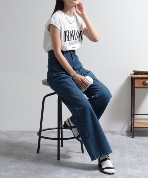 fredy emue（フレディエミュ）の「ロゴプリントフレンチTシャツ（Tシャツ/カットソー・レディース・ライトグレー/オフホワイト/チャコールグレー・38）」の7枚目の写真