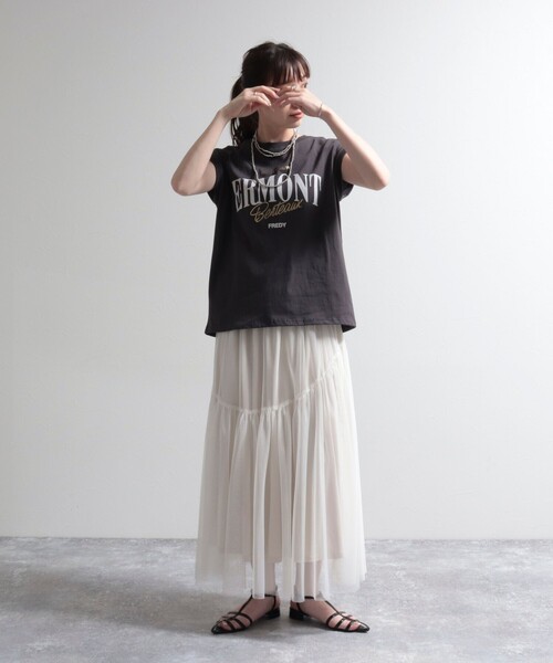 fredy emue（フレディエミュ）の「ロゴプリントフレンチTシャツ（Tシャツ/カットソー・レディース・ライトグレー/オフホワイト/チャコールグレー・38）」の15枚目の写真