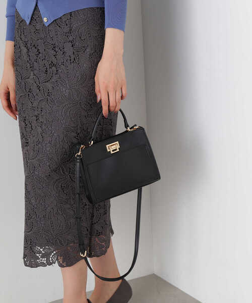 NATURAL BEAUTY BASIC（ナチュラルビューティーベーシック）の「◇【美人百花12月号・Oggi掲載】ブリジットショルダー（ショルダーバッグ・レディース・ブラック/グレー/ボルドー/ブルー・ﾌﾘ-）」の5枚目の写真