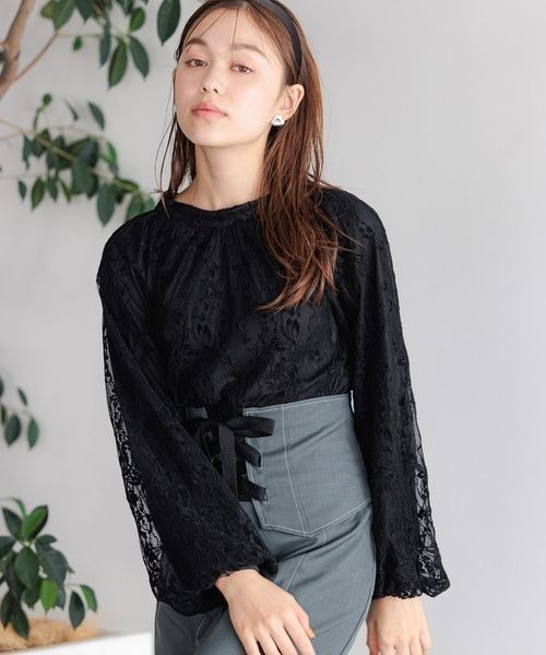 mysty woman（ミスティウーマン）の「起毛レースボリュームスリーブブラウス　974827（シャツ/ブラウス・レディース・マスタード/アイボリー/ブラック・FREE）」の2枚目の写真