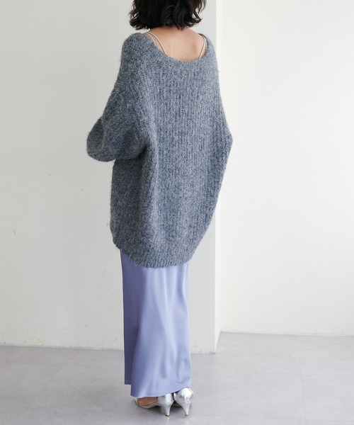 LARUTA(ラルータ)の「【LARUTA】サテンナロースカート(スカート・レディース・ブラック/ブルー/オフホワイト・SMALL/MEDIUM/LARGE)」の17枚目の写真