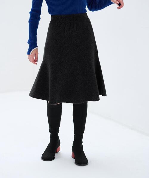 LANVIN en Bleu(ランバンオンブルー)の「ペプラムニットスカート(スカート・レディース・チャコールグレー/グレー・38)」の6枚目の写真