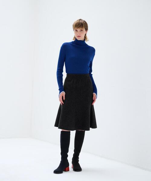 LANVIN en Bleu(ランバンオンブルー)の「ペプラムニットスカート(スカート・レディース・チャコールグレー/グレー・38)」の4枚目の写真