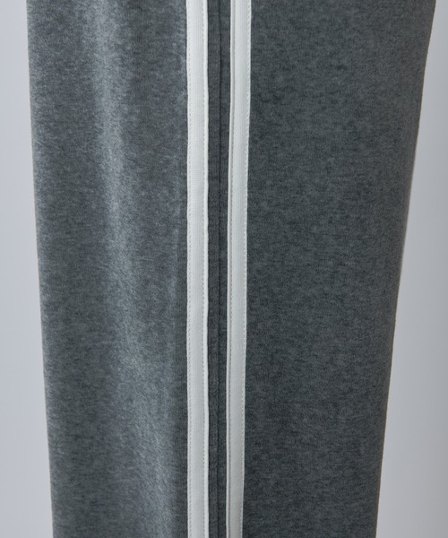 one after another NICE CLAUP（ワンアフターアナザーナイスクラップ）の「ベロアトラックパンツ（スウェットパンツ・レディース・杢グレー/アイボリー/ピンク・FREE）」の21枚目の写真