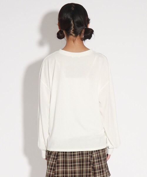 PINK-latte（ピンクラテ）の「◆【130cm/165cmあり】袖ボリュームロゴロンT（Tシャツ/カットソー・キッズ・オフホワイト/ライトブルー/ブラック/ダークブラウン・02/13/14/16/15 ）」の7枚目の写真