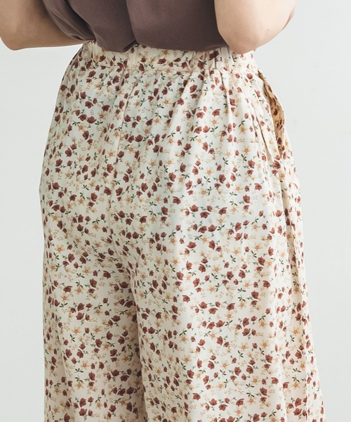 pairmanon（ペアマノン）の「総柄裾フレアガウチョパンツ（その他パンツ・レディース・イエロー系その他/ホワイト系その他2/ブルー系その他/テラコッタ/ブラウン系その他3・FREE）」の6枚目の写真