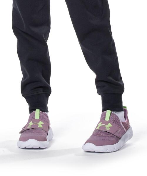 UNDER ARMOUR(アンダーアーマー)の「UAフラッシュ(ランニング/KIDS)(スニーカー・キッズ・パープル・19.0cm/21.5cm/22.0cm/21.0cm/20.0cm/16.5cm)」の6枚目の写真