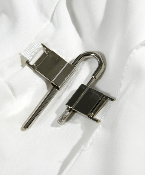 neos（ネオス）の「【neos -addictive design-】ルーズシルエット パッドロック チャーム テーラード ジャケット（テーラードジャケット・メンズ・ホワイト/ブラック・LARGE/MEDIUM/X-LARGE）」の17枚目の写真